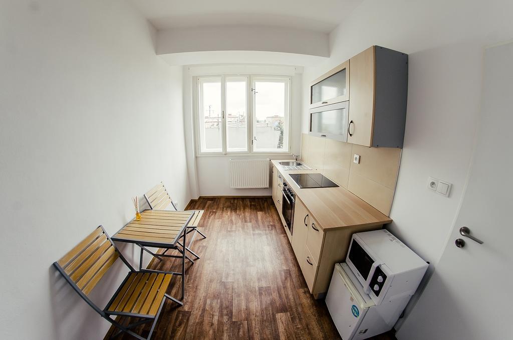 Penzion Karolinka Hotell Kroměříž Exteriör bild