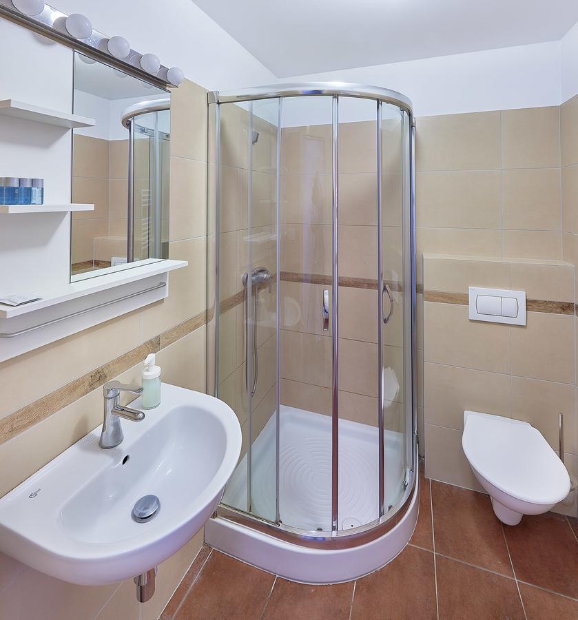 Penzion Karolinka Hotell Kroměříž Exteriör bild